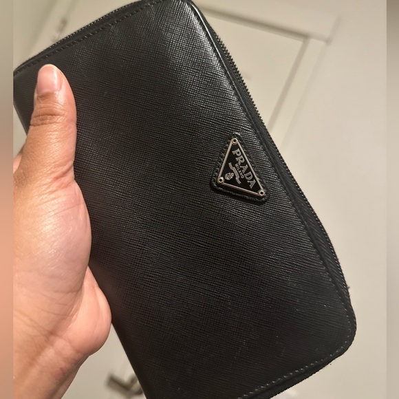 EUC Prada Saffiano Leather Zip Around Wallet - Picture 14 of 14